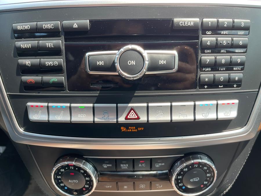 2015 Mercedes-Benz M-Class 4MATIC 4dr ML 400, available for sale in Bloomfield, Connecticut | AXA Car Sales and Repair LLC. Bloomfield, Connecticut 2015 Mercedes-Benz M-Class 4MATIC 4dr ML 400, available for sale in Bloomfield, Connecticut | AXA Car Sales and Repair LLC. Bloomfield, Connecticut
