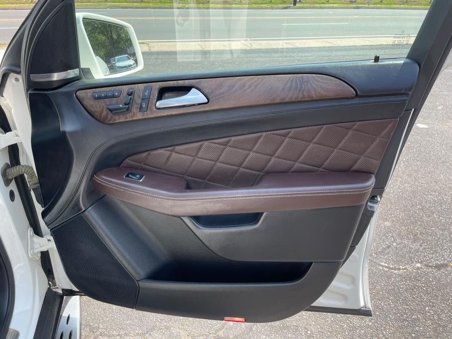 2015 Mercedes-Benz M-Class 4MATIC 4dr ML 400, available for sale in Bloomfield, Connecticut | AXA Car Sales and Repair LLC. Bloomfield, Connecticut 2015 Mercedes-Benz M-Class 4MATIC 4dr ML 400, available for sale in Bloomfield, Connecticut | AXA Car Sales and Repair LLC. Bloomfield, Connecticut