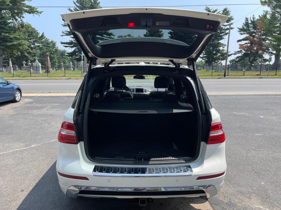 2015 Mercedes-Benz M-Class 4MATIC 4dr ML 400, available for sale in Bloomfield, Connecticut | AXA Car Sales and Repair LLC. Bloomfield, Connecticut 2015 Mercedes-Benz M-Class 4MATIC 4dr ML 400, available for sale in Bloomfield, Connecticut | AXA Car Sales and Repair LLC. Bloomfield, Connecticut