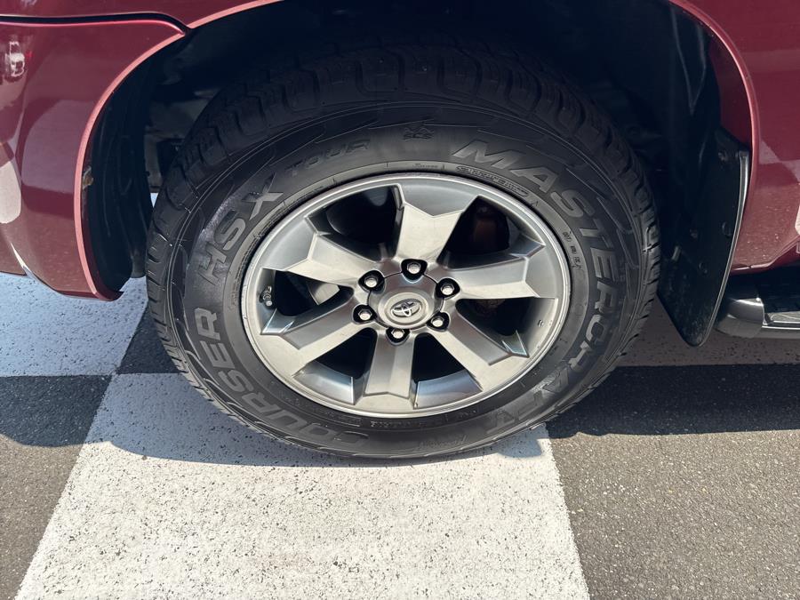 2008 Toyota 4Runner 4WD 4dr V6 Limited, available for sale in Waterbury, Connecticut | National Auto Brokers, Inc.. Waterbury, Connecticut 2008 Toyota 4Runner 4WD 4dr V6 Limited, available for sale in Waterbury, Connecticut | National Auto Brokers, Inc.. Waterbury, Connecticut