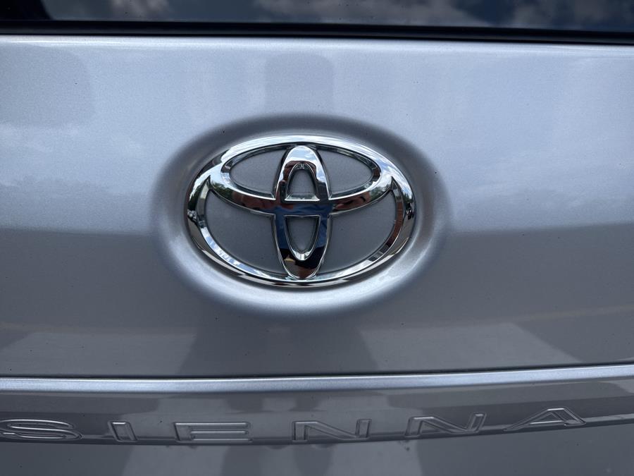 2018 Toyota Sienna LE AWD 7-Passenger, available for sale in Waterbury, Connecticut | National Auto Brokers, Inc.. Waterbury, Connecticut 2018 Toyota Sienna LE AWD 7-Passenger, available for sale in Waterbury, Connecticut | National Auto Brokers, Inc.. Waterbury, Connecticut
