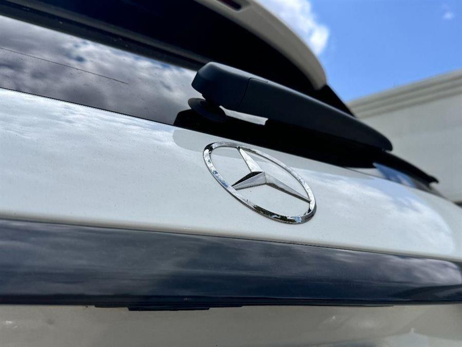 2023 Mercedes-benz Glc GLC 300, available for sale in Woodside, New York | Drive Central. Woodside, New York 2023 Mercedes-benz Glc GLC 300, available for sale in Woodside, New York | Drive Central. Woodside, New York