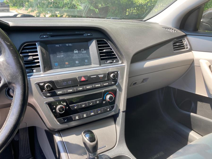 2017 Hyundai Sonata Sport 2.4L PZEV, available for sale in Neosho, Missouri | Xsell Auto LLC. Neosho, Missouri 2017 Hyundai Sonata Sport 2.4L PZEV, available for sale in Neosho, Missouri | Xsell Auto LLC. Neosho, Missouri
