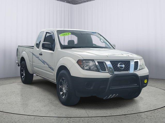 2014 Nissan Frontier 2WD King Cab I4 Auto S, available for sale in Fort Myers, Florida | Carlux Fort Myers. Fort Myers, Florida 2014 Nissan Frontier 2WD King Cab I4 Auto S, available for sale in Fort Myers, Florida | Carlux Fort Myers. Fort Myers, Florida
