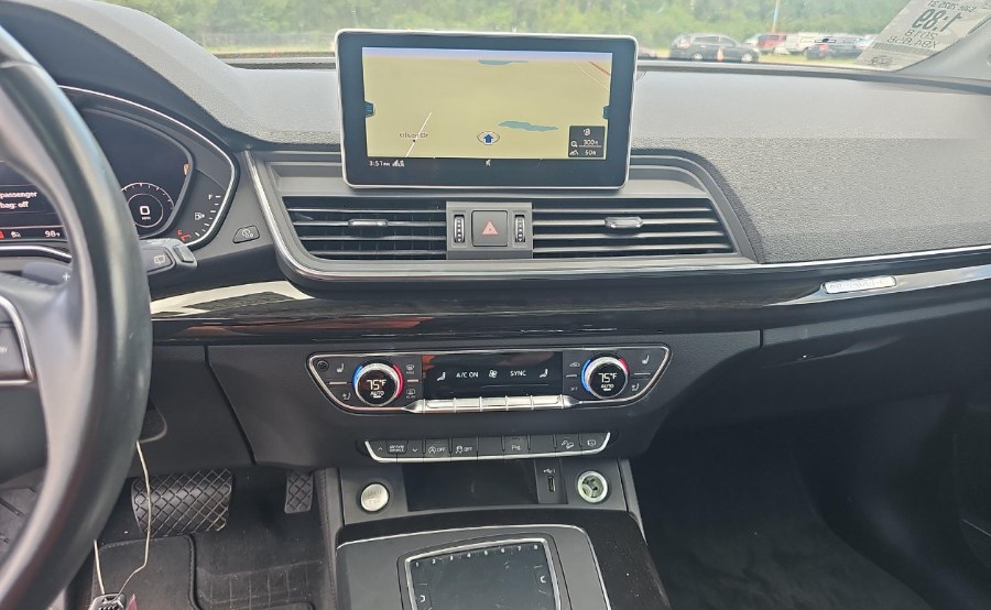 2018 Audi Q5 2.0 TFSI Tech Prestige, available for sale in Fort Myers, Florida | Carlux Fort Myers. Fort Myers, Florida 2018 Audi Q5 2.0 TFSI Tech Prestige, available for sale in Fort Myers, Florida | Carlux Fort Myers. Fort Myers, Florida