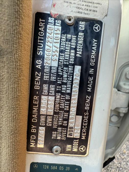 1986 Mercedes-Benz 300 Series 4dr Sedan 300E, available for sale in New Milford, Connecticut | New Milford Auto Sales. New Milford, Connecticut 1986 Mercedes-Benz 300 Series 4dr Sedan 300E, available for sale in New Milford, Connecticut | New Milford Auto Sales. New Milford, Connecticut
