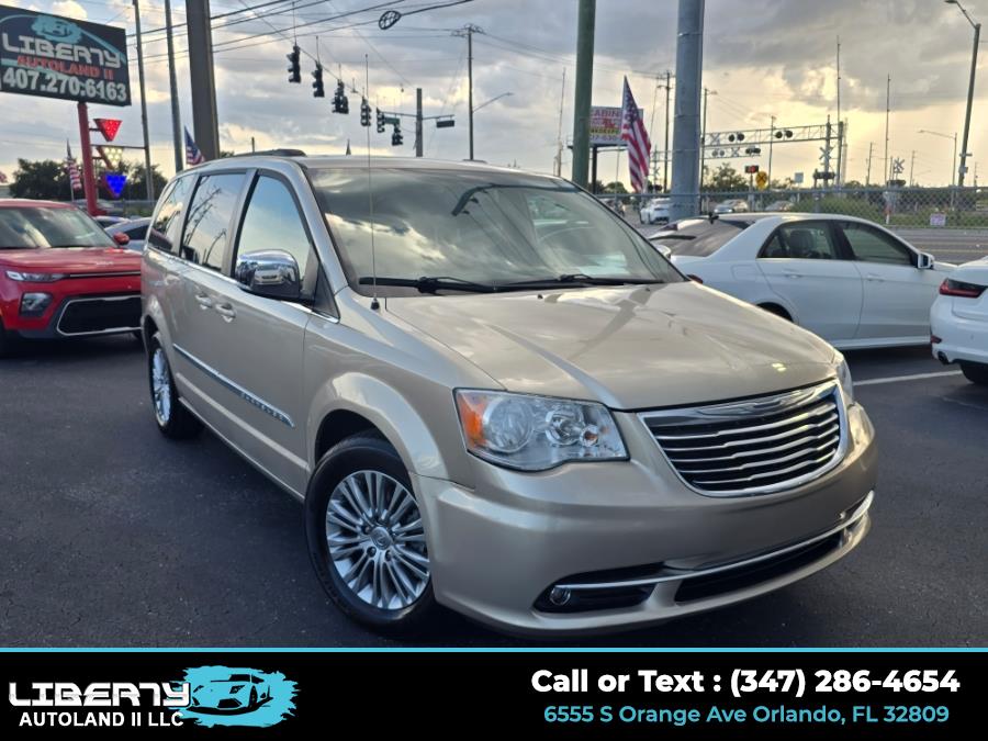 Used 2015 Chrysler Town & Country in Orlando, Florida | Liberty Autoland II LLC. Orlando, Florida