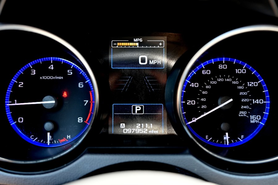 2017 Subaru Legacy 3.6R Limited, available for sale in Waterbury, Connecticut | Highline Car Connection. Waterbury, Connecticut 2017 Subaru Legacy 3.6R Limited, available for sale in Waterbury, Connecticut | Highline Car Connection. Waterbury, Connecticut