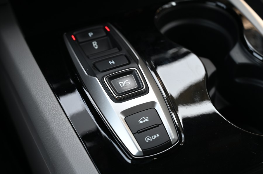 2020 Honda Ridgeline RTL-E AWD, available for sale in Waterbury, Connecticut | Highline Car Connection. Waterbury, Connecticut 2020 Honda Ridgeline RTL-E AWD, available for sale in Waterbury, Connecticut | Highline Car Connection. Waterbury, Connecticut