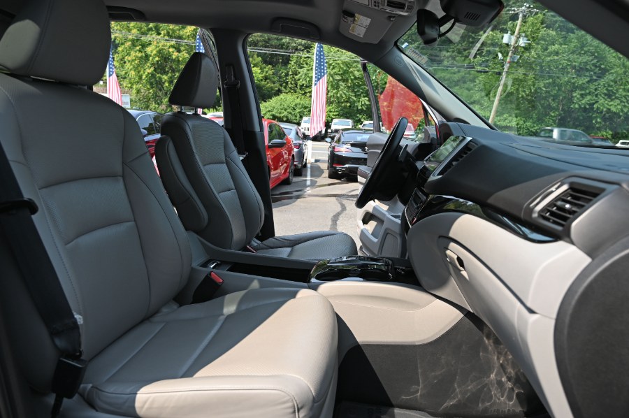 2020 Honda Ridgeline RTL-E AWD, available for sale in Waterbury, Connecticut | Highline Car Connection. Waterbury, Connecticut 2020 Honda Ridgeline RTL-E AWD, available for sale in Waterbury, Connecticut | Highline Car Connection. Waterbury, Connecticut