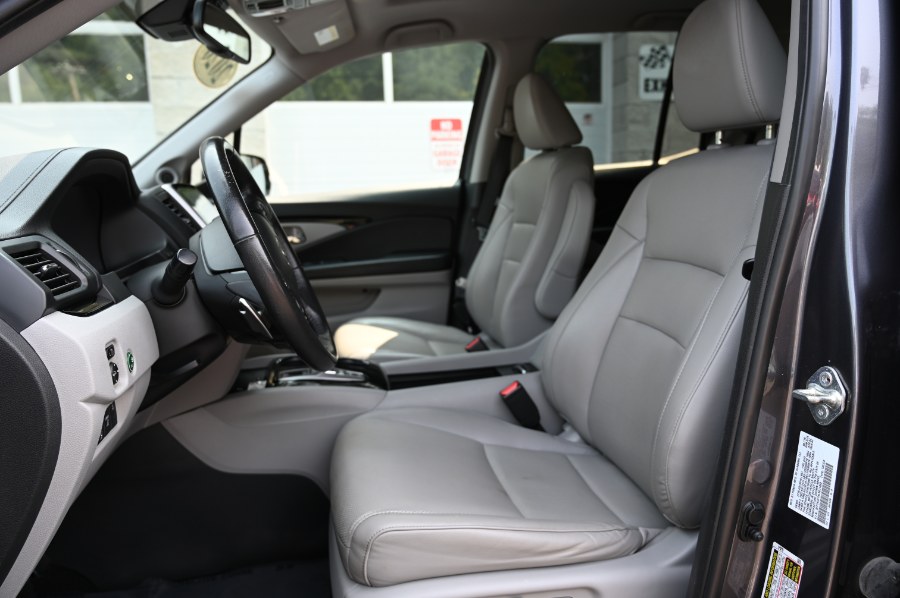 2020 Honda Ridgeline RTL-E AWD, available for sale in Waterbury, Connecticut | Highline Car Connection. Waterbury, Connecticut 2020 Honda Ridgeline RTL-E AWD, available for sale in Waterbury, Connecticut | Highline Car Connection. Waterbury, Connecticut