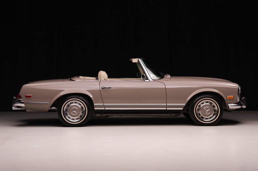 1969 Mercedes-Benz 280 2 Door Convertible, available for sale in North Salem, New York | Meccanic Shop North Inc. North Salem, New York 1969 Mercedes-Benz 280 2 Door Convertible, available for sale in North Salem, New York | Meccanic Shop North Inc. North Salem, New York
