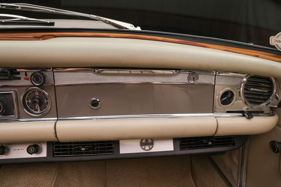 1969 Mercedes-Benz 280 2 Door Convertible, available for sale in North Salem, New York | Meccanic Shop North Inc. North Salem, New York 1969 Mercedes-Benz 280 2 Door Convertible, available for sale in North Salem, New York | Meccanic Shop North Inc. North Salem, New York