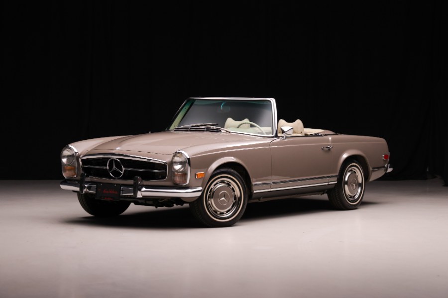 1969 Mercedes-Benz 280 2 Door Convertible, available for sale in North Salem, New York | Meccanic Shop North Inc. North Salem, New York 1969 Mercedes-Benz 280 2 Door Convertible, available for sale in North Salem, New York | Meccanic Shop North Inc. North Salem, New York