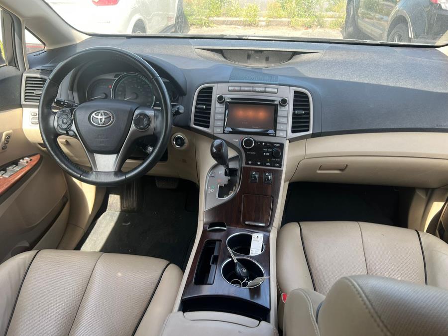 2015 Toyota Venza 4dr Wgn I4 AWD XLE (Natl), available for sale in Raynham, Massachusetts | J & A Auto Center. Raynham, Massachusetts 2015 Toyota Venza 4dr Wgn I4 AWD XLE (Natl), available for sale in Raynham, Massachusetts | J & A Auto Center. Raynham, Massachusetts