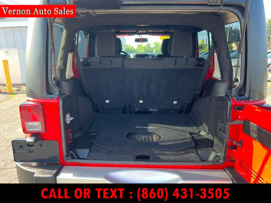 2015 Jeep Wrangler Unlimited 4WD 4dr Sahara, available for sale in Manchester, Connecticut | Vernon Auto Sale & Service. Manchester, Connecticut 2015 Jeep Wrangler Unlimited 4WD 4dr Sahara, available for sale in Manchester, Connecticut | Vernon Auto Sale & Service. Manchester, Connecticut