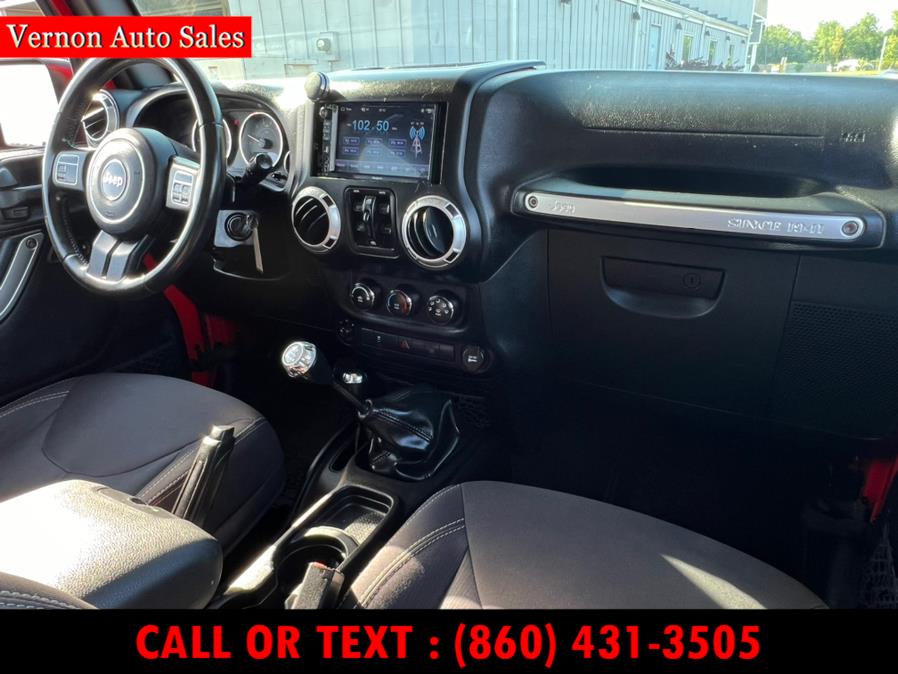 2015 Jeep Wrangler Unlimited 4WD 4dr Sahara, available for sale in Manchester, Connecticut | Vernon Auto Sale & Service. Manchester, Connecticut 2015 Jeep Wrangler Unlimited 4WD 4dr Sahara, available for sale in Manchester, Connecticut | Vernon Auto Sale & Service. Manchester, Connecticut