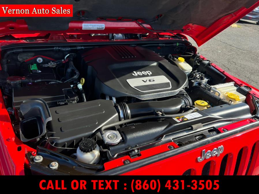 2015 Jeep Wrangler Unlimited 4WD 4dr Sahara, available for sale in Manchester, Connecticut | Vernon Auto Sale & Service. Manchester, Connecticut 2015 Jeep Wrangler Unlimited 4WD 4dr Sahara, available for sale in Manchester, Connecticut | Vernon Auto Sale & Service. Manchester, Connecticut