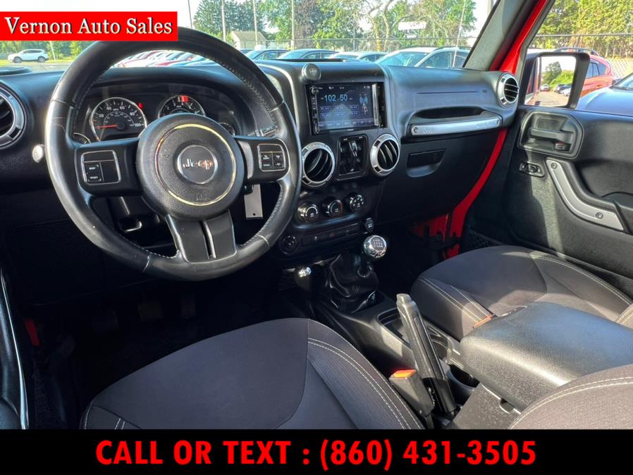 2015 Jeep Wrangler Unlimited 4WD 4dr Sahara, available for sale in Manchester, Connecticut | Vernon Auto Sale & Service. Manchester, Connecticut 2015 Jeep Wrangler Unlimited 4WD 4dr Sahara, available for sale in Manchester, Connecticut | Vernon Auto Sale & Service. Manchester, Connecticut