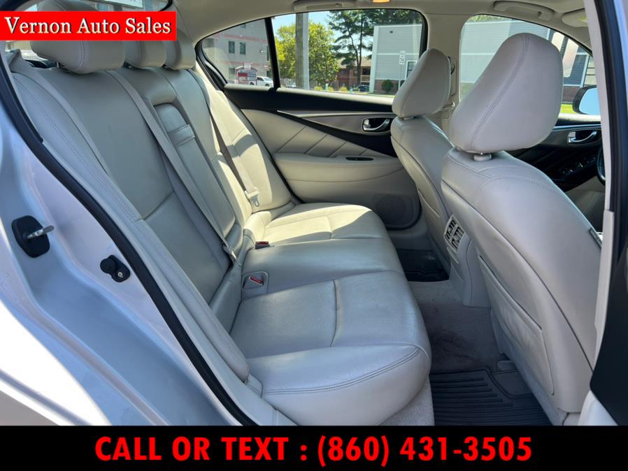 2015 Infiniti Q50 4dr Sdn Sport AWD, available for sale in Manchester, Connecticut | Vernon Auto Sale & Service. Manchester, Connecticut 2015 Infiniti Q50 4dr Sdn Sport AWD, available for sale in Manchester, Connecticut | Vernon Auto Sale & Service. Manchester, Connecticut