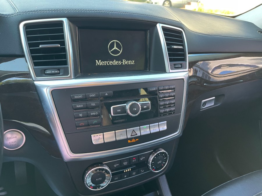 2015 Mercedes-Benz GL-Class 4MATIC 4dr GL 450, available for sale in West Hempstead, New York | Highline Cars Show Corp. West Hempstead, New York 2015 Mercedes-Benz GL-Class 4MATIC 4dr GL 450, available for sale in West Hempstead, New York | Highline Cars Show Corp. West Hempstead, New York