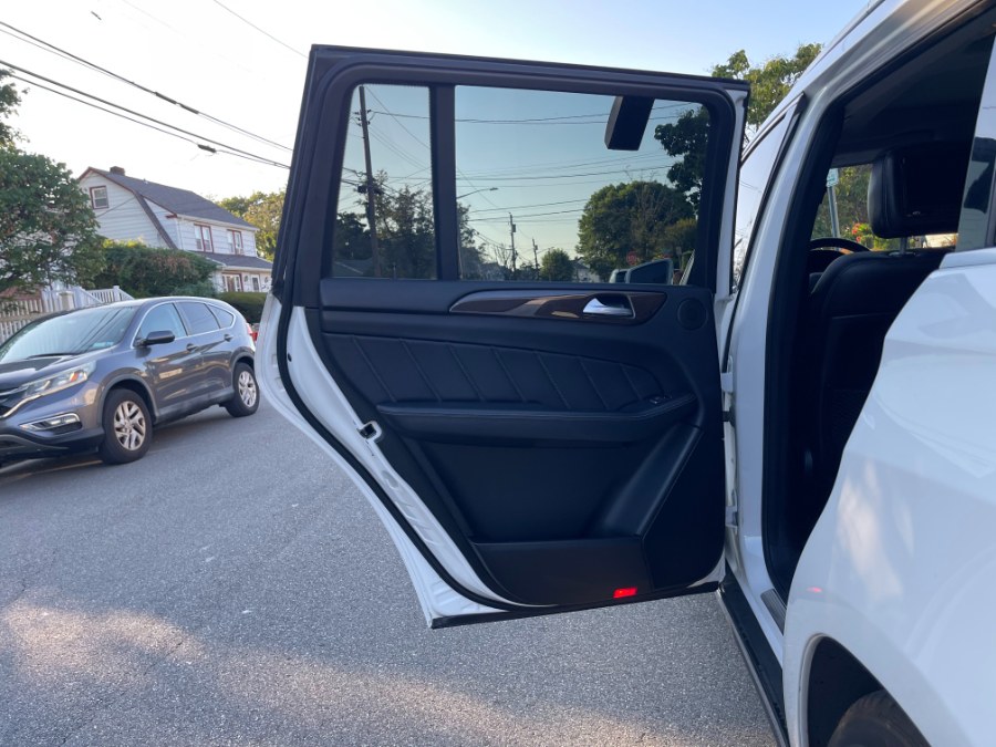 2015 Mercedes-Benz GL-Class 4MATIC 4dr GL 450, available for sale in West Hempstead, New York | Highline Cars Show Corp. West Hempstead, New York 2015 Mercedes-Benz GL-Class 4MATIC 4dr GL 450, available for sale in West Hempstead, New York | Highline Cars Show Corp. West Hempstead, New York