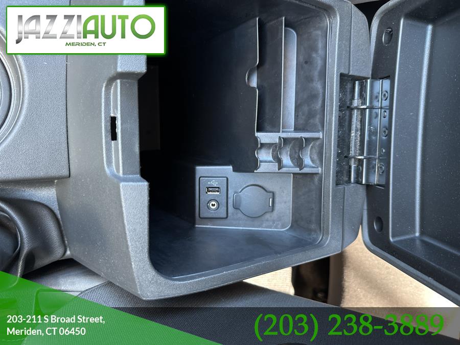 2014 Nissan Xterra 4WD 4dr Auto Pro-4X, available for sale in Meriden, Connecticut | Jazzi Auto Sales LLC. Meriden, Connecticut 2014 Nissan Xterra 4WD 4dr Auto Pro-4X, available for sale in Meriden, Connecticut | Jazzi Auto Sales LLC. Meriden, Connecticut