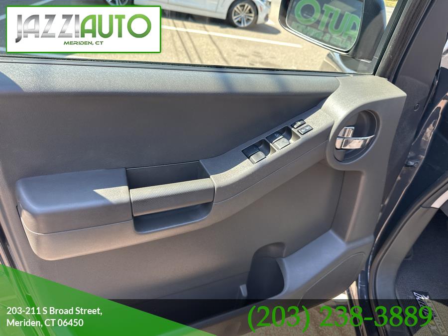2014 Nissan Xterra 4WD 4dr Auto Pro-4X, available for sale in Meriden, Connecticut | Jazzi Auto Sales LLC. Meriden, Connecticut 2014 Nissan Xterra 4WD 4dr Auto Pro-4X, available for sale in Meriden, Connecticut | Jazzi Auto Sales LLC. Meriden, Connecticut