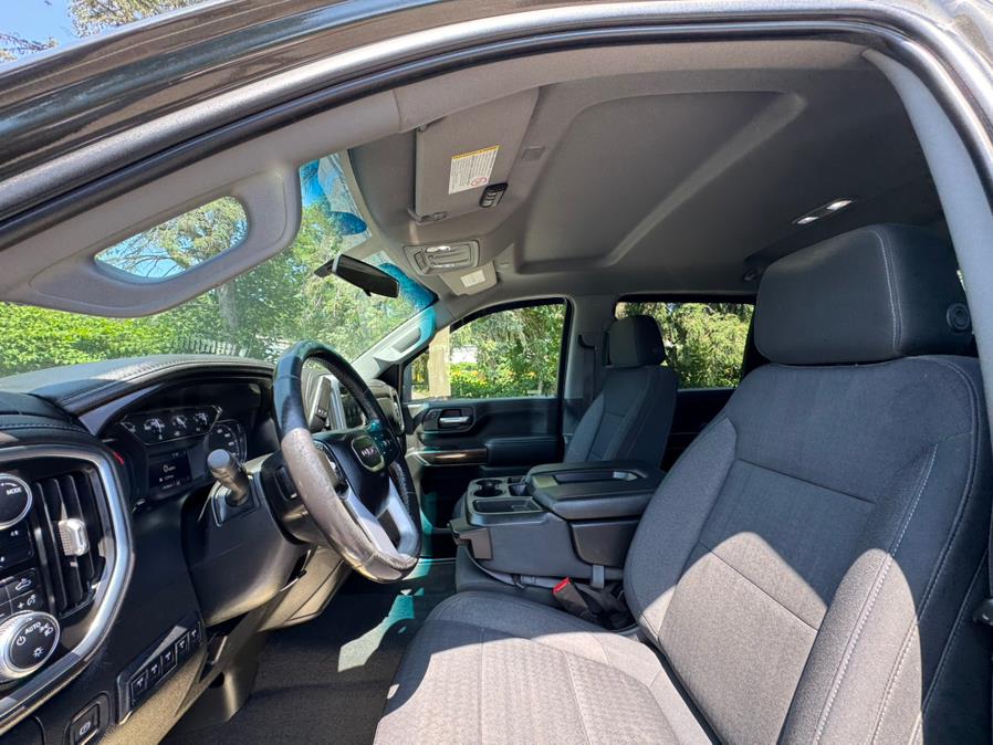 2022 GMC Sierra 3500HD 4WD Crew Cab 159" SLE, available for sale in Waterbury, Connecticut | Platinum Auto Care. Waterbury, Connecticut 2022 GMC Sierra 3500HD 4WD Crew Cab 159" SLE, available for sale in Waterbury, Connecticut | Platinum Auto Care. Waterbury, Connecticut