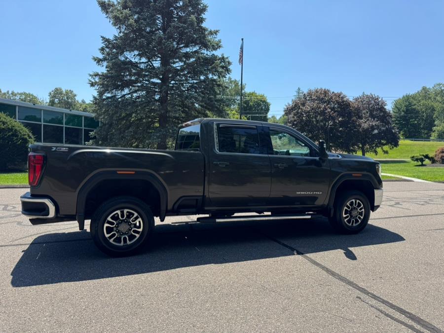 2022 GMC Sierra 3500HD 4WD Crew Cab 159" SLE, available for sale in Waterbury, Connecticut | Platinum Auto Care. Waterbury, Connecticut 2022 GMC Sierra 3500HD 4WD Crew Cab 159" SLE, available for sale in Waterbury, Connecticut | Platinum Auto Care. Waterbury, Connecticut