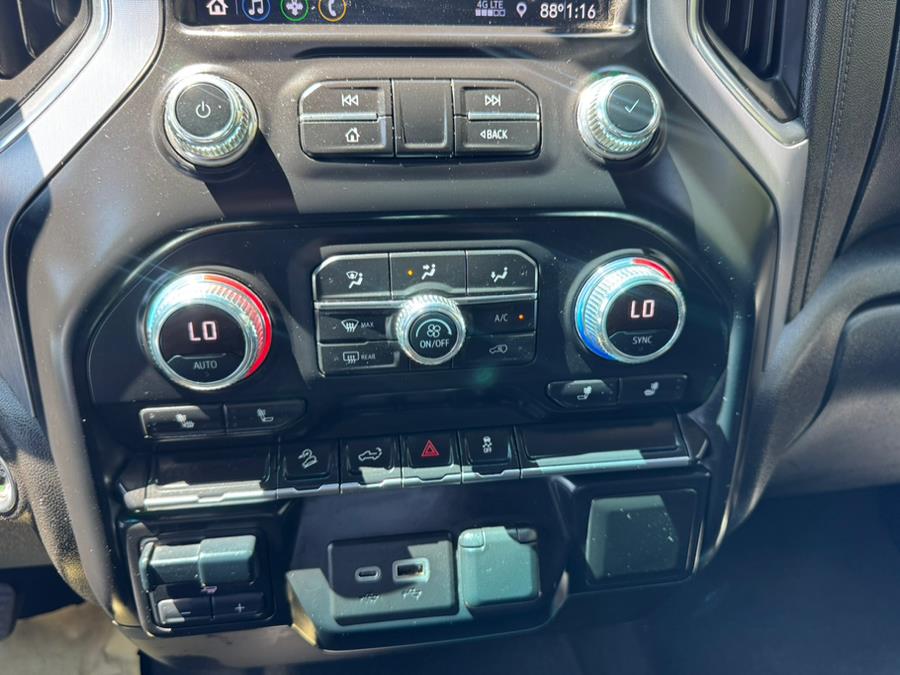 2022 GMC Sierra 3500HD 4WD Crew Cab 159" SLE, available for sale in Waterbury, Connecticut | Platinum Auto Care. Waterbury, Connecticut 2022 GMC Sierra 3500HD 4WD Crew Cab 159" SLE, available for sale in Waterbury, Connecticut | Platinum Auto Care. Waterbury, Connecticut