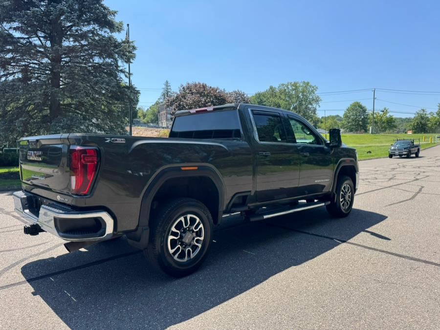 2022 GMC Sierra 3500HD 4WD Crew Cab 159" SLE, available for sale in Waterbury, Connecticut | Platinum Auto Care. Waterbury, Connecticut 2022 GMC Sierra 3500HD 4WD Crew Cab 159" SLE, available for sale in Waterbury, Connecticut | Platinum Auto Care. Waterbury, Connecticut