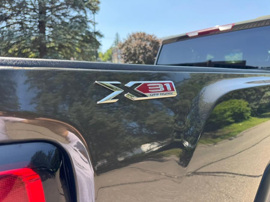 2022 GMC Sierra 3500HD 4WD Crew Cab 159" SLE, available for sale in Waterbury, Connecticut | Platinum Auto Care. Waterbury, Connecticut 2022 GMC Sierra 3500HD 4WD Crew Cab 159" SLE, available for sale in Waterbury, Connecticut | Platinum Auto Care. Waterbury, Connecticut