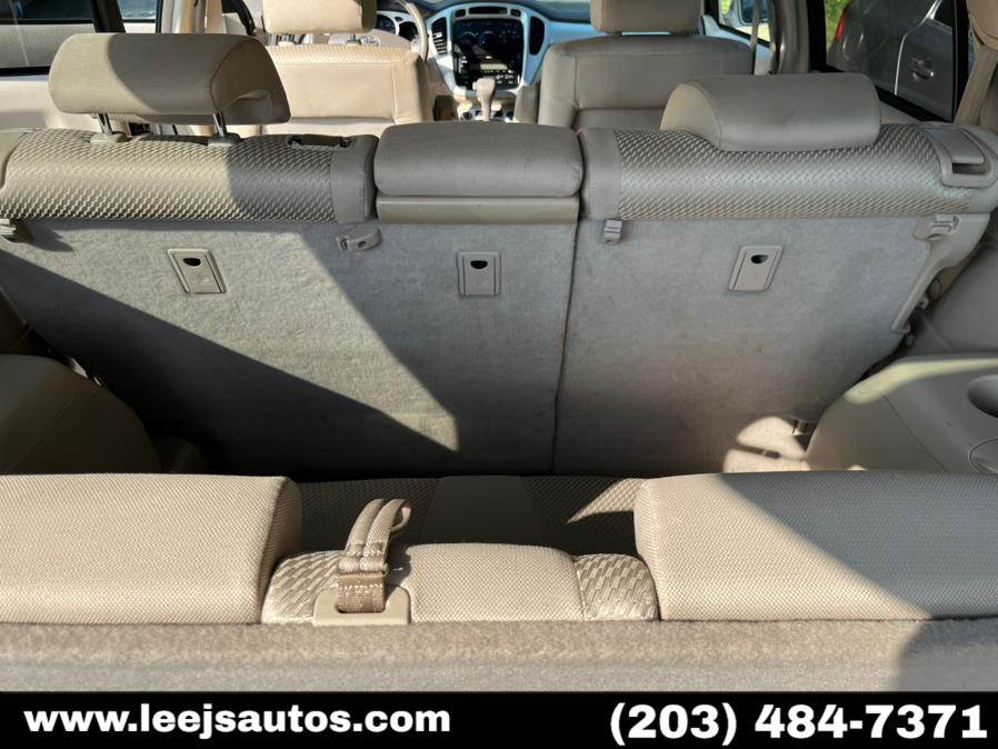 2007 Toyota Highlander 4WD 4dr V6 Sport w/3rd Row, available for sale in North Branford, Connecticut | RJ Shore Automotive II. North Branford, Connecticut 2007 Toyota Highlander 4WD 4dr V6 Sport w/3rd Row, available for sale in North Branford, Connecticut | RJ Shore Automotive II. North Branford, Connecticut