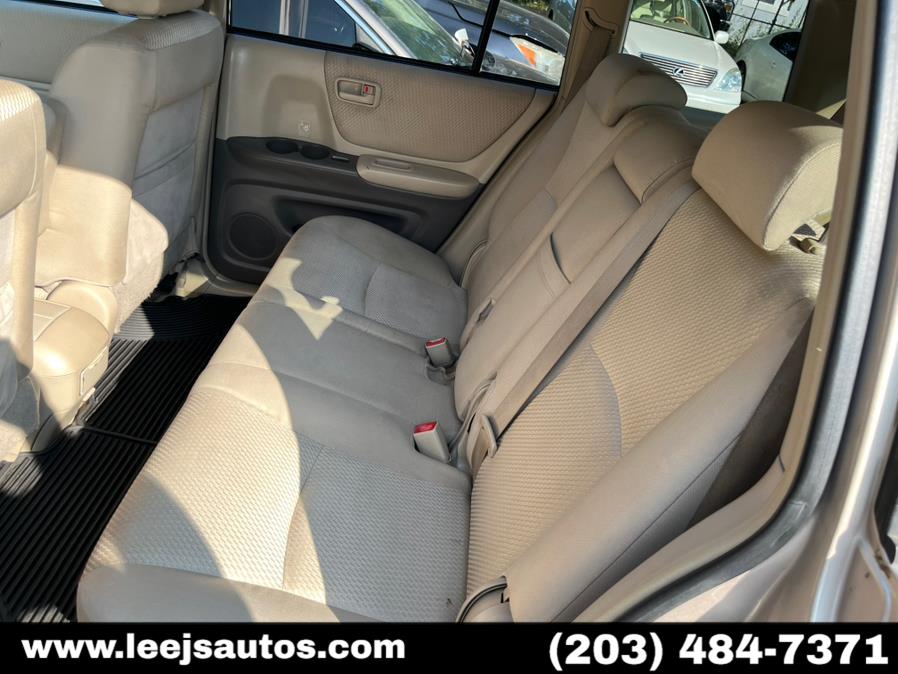 2007 Toyota Highlander 4WD 4dr V6 Sport w/3rd Row, available for sale in North Branford, Connecticut | RJ Shore Automotive II. North Branford, Connecticut 2007 Toyota Highlander 4WD 4dr V6 Sport w/3rd Row, available for sale in North Branford, Connecticut | RJ Shore Automotive II. North Branford, Connecticut