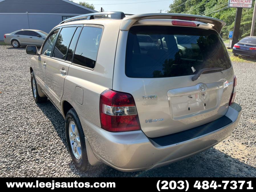 2007 Toyota Highlander 4WD 4dr V6 Sport w/3rd Row, available for sale in North Branford, Connecticut | RJ Shore Automotive II. North Branford, Connecticut 2007 Toyota Highlander 4WD 4dr V6 Sport w/3rd Row, available for sale in North Branford, Connecticut | RJ Shore Automotive II. North Branford, Connecticut