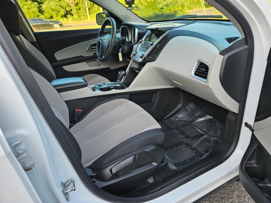2016 Chevrolet Equinox AWD 4dr LS, available for sale in East Windsor, Connecticut | Toro Auto. East Windsor, Connecticut 2016 Chevrolet Equinox AWD 4dr LS, available for sale in East Windsor, Connecticut | Toro Auto. East Windsor, Connecticut