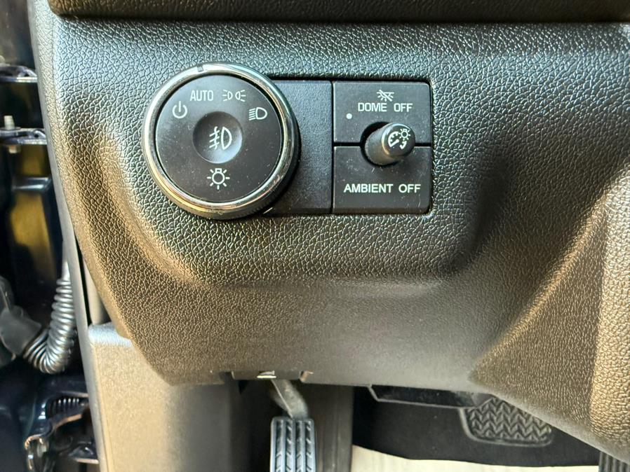 2015 Chevrolet Traverse FWD 4dr LT w/1LT, available for sale in Philadelphia, Pennsylvania | Eugen's Auto Sales & Repairs. Philadelphia, Pennsylvania 2015 Chevrolet Traverse FWD 4dr LT w/1LT, available for sale in Philadelphia, Pennsylvania | Eugen's Auto Sales & Repairs. Philadelphia, Pennsylvania