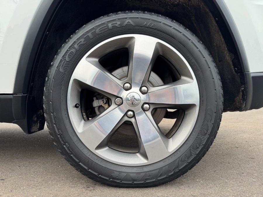 2014 Jeep Grand Cherokee 4WD 4dr Limited, available for sale in Ortonville, Michigan | Marsh Auto Sales LLC. Ortonville, Michigan 2014 Jeep Grand Cherokee 4WD 4dr Limited, available for sale in Ortonville, Michigan | Marsh Auto Sales LLC. Ortonville, Michigan
