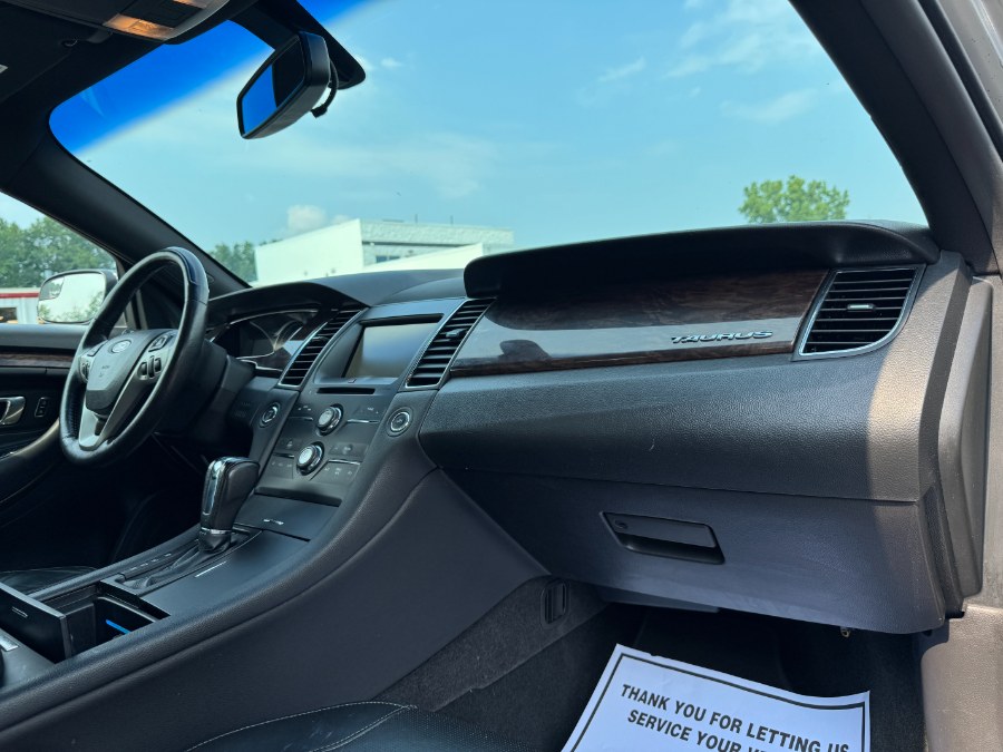 2015 Ford Taurus 4dr Sdn Limited FWD, available for sale in Ortonville, Michigan | Marsh Auto Sales LLC. Ortonville, Michigan 2015 Ford Taurus 4dr Sdn Limited FWD, available for sale in Ortonville, Michigan | Marsh Auto Sales LLC. Ortonville, Michigan