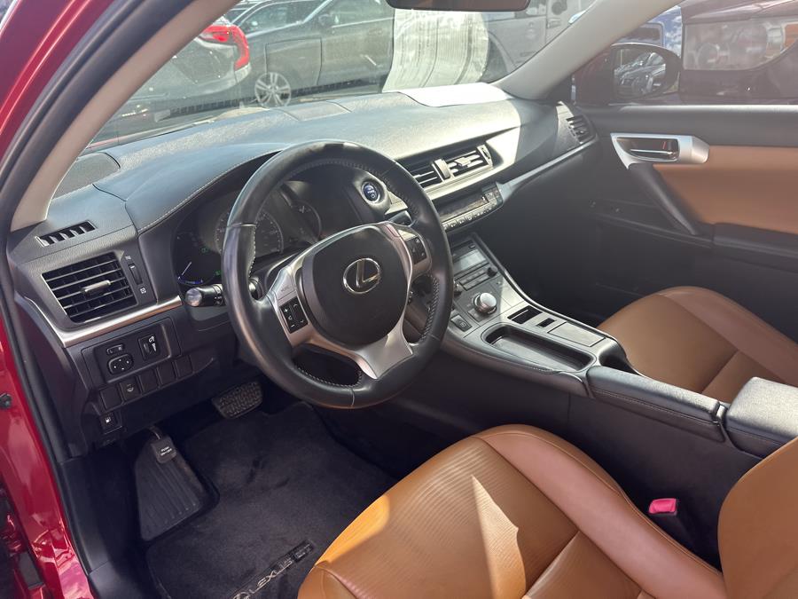 2013 Lexus CT 200h 5dr Sdn Hybrid, available for sale in Beavercreek, Ohio | Wholesale Direct Motors. Beavercreek, Ohio 2013 Lexus CT 200h 5dr Sdn Hybrid, available for sale in Beavercreek, Ohio | Wholesale Direct Motors. Beavercreek, Ohio