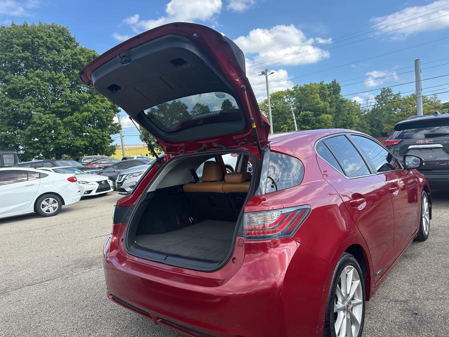 2013 Lexus CT 200h 5dr Sdn Hybrid, available for sale in Beavercreek, Ohio | Wholesale Direct Motors. Beavercreek, Ohio 2013 Lexus CT 200h 5dr Sdn Hybrid, available for sale in Beavercreek, Ohio | Wholesale Direct Motors. Beavercreek, Ohio