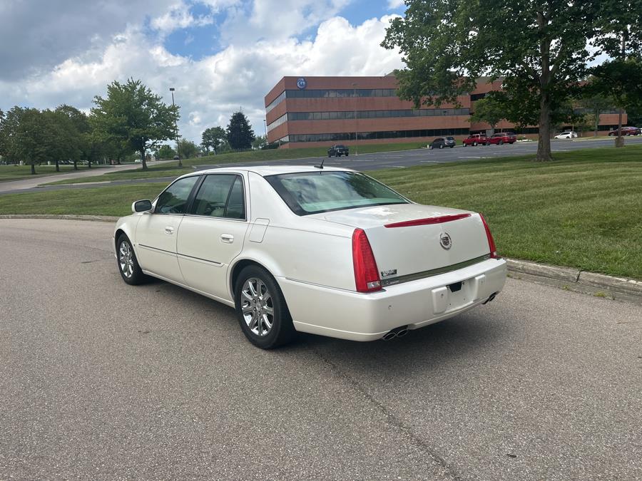 2008 Cadillac DTS 4dr Sdn w/1SB, available for sale in Beavercreek, Ohio | Wholesale Direct Motors. Beavercreek, Ohio 2008 Cadillac DTS 4dr Sdn w/1SB, available for sale in Beavercreek, Ohio | Wholesale Direct Motors. Beavercreek, Ohio