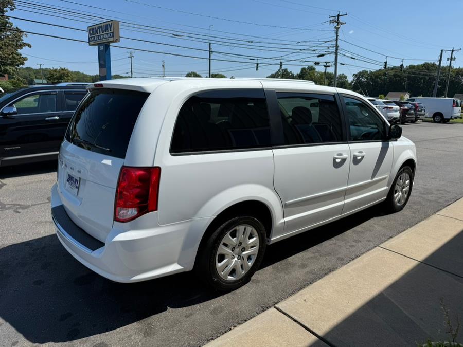 2016 Dodge Grand Caravan 4dr Wgn SE, available for sale in East Windsor, Connecticut | Century Auto And Truck. East Windsor, Connecticut 2016 Dodge Grand Caravan 4dr Wgn SE, available for sale in East Windsor, Connecticut | Century Auto And Truck. East Windsor, Connecticut