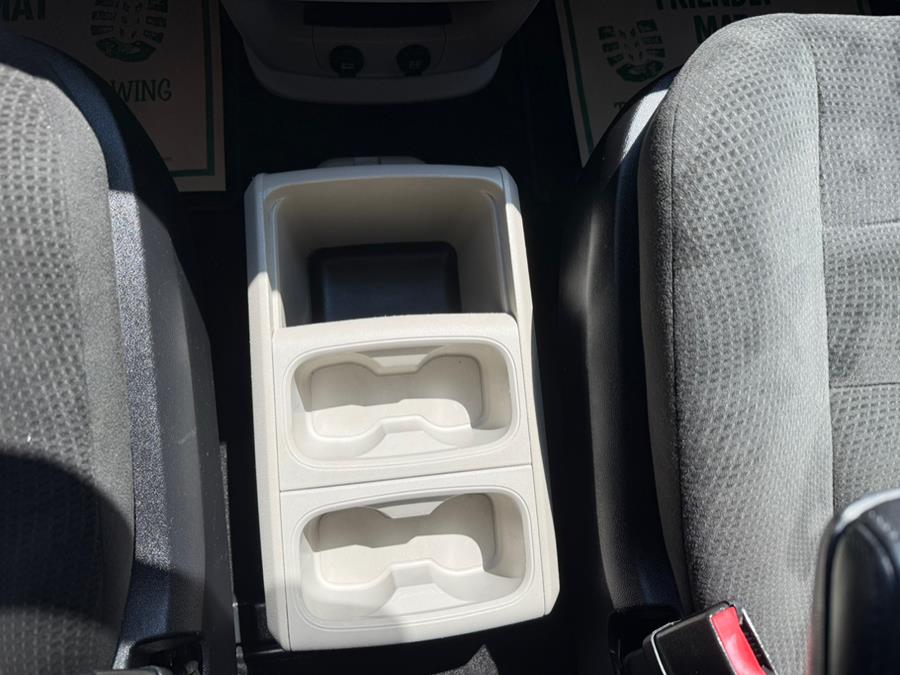 2016 Dodge Grand Caravan 4dr Wgn SE, available for sale in East Windsor, Connecticut | Century Auto And Truck. East Windsor, Connecticut 2016 Dodge Grand Caravan 4dr Wgn SE, available for sale in East Windsor, Connecticut | Century Auto And Truck. East Windsor, Connecticut