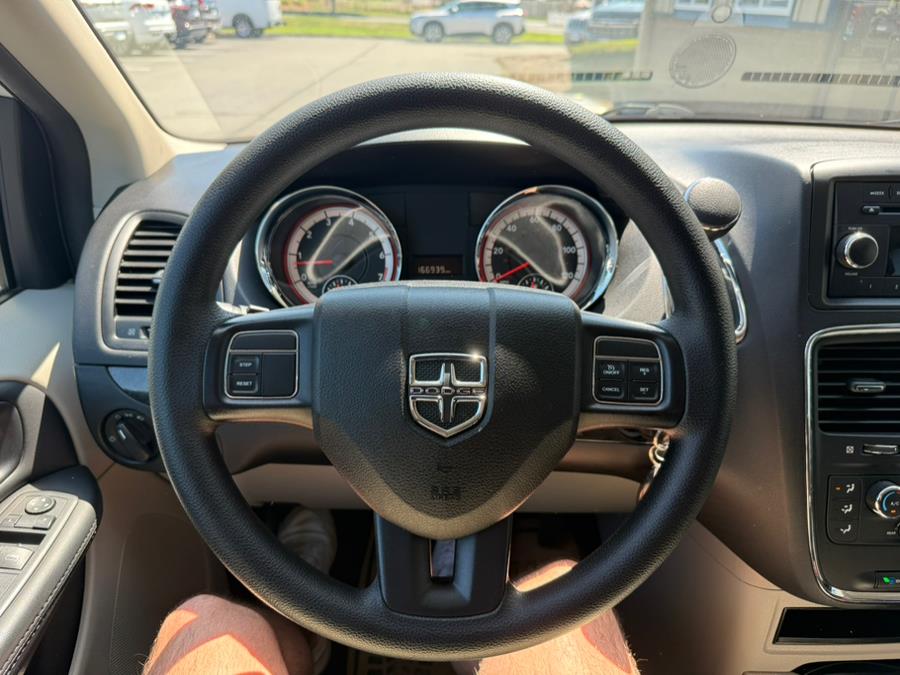 2016 Dodge Grand Caravan 4dr Wgn SE, available for sale in East Windsor, Connecticut | Century Auto And Truck. East Windsor, Connecticut 2016 Dodge Grand Caravan 4dr Wgn SE, available for sale in East Windsor, Connecticut | Century Auto And Truck. East Windsor, Connecticut