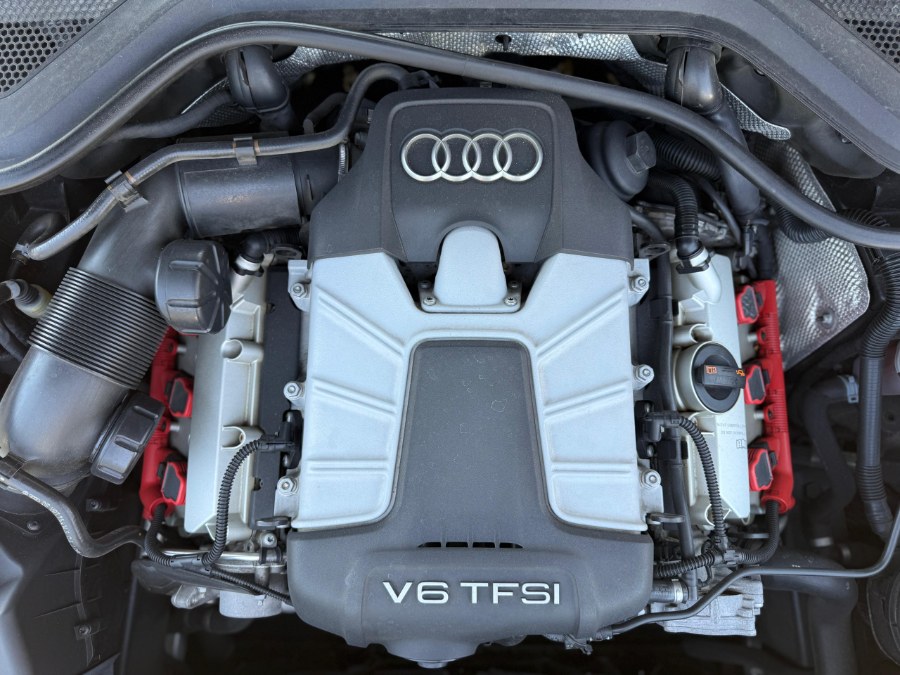 2013 Audi A8 4dr Sdn 3.0L, available for sale in Hicksville, New York | REGAL AUTOHAUS Auto Service and Sales. Hicksville, New York 2013 Audi A8 4dr Sdn 3.0L, available for sale in Hicksville, New York | REGAL AUTOHAUS Auto Service and Sales. Hicksville, New York