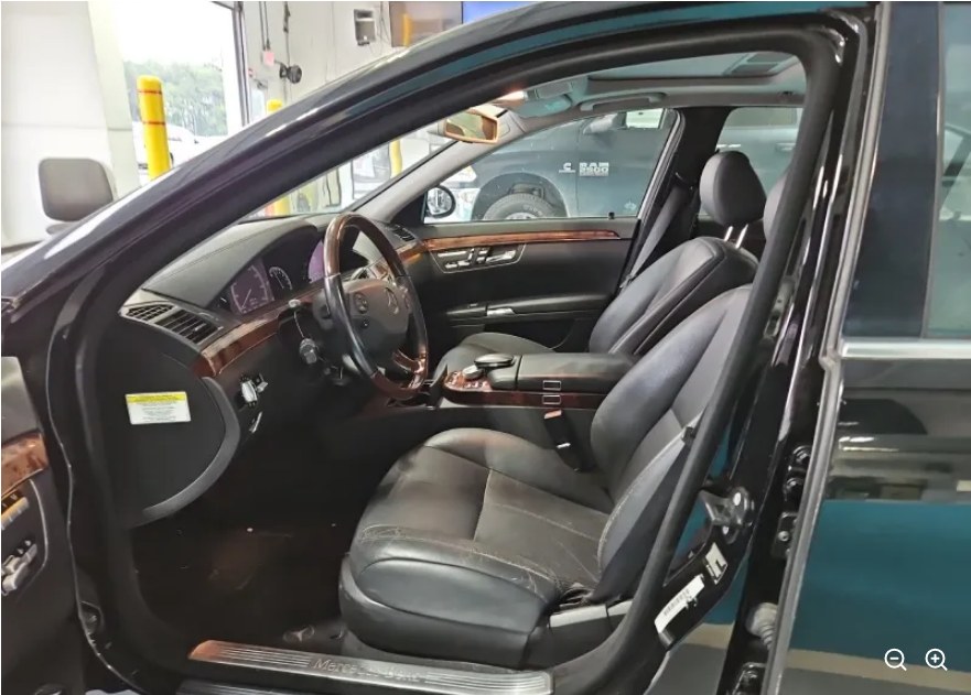 2007 Mercedes-Benz S-Class 4dr Sdn 5.5L V8 RWD, available for sale in Hicksville, New York | REGAL AUTOHAUS. Hicksville, New York 2007 Mercedes-Benz S-Class 4dr Sdn 5.5L V8 RWD, available for sale in Hicksville, New York | REGAL AUTOHAUS. Hicksville, New York