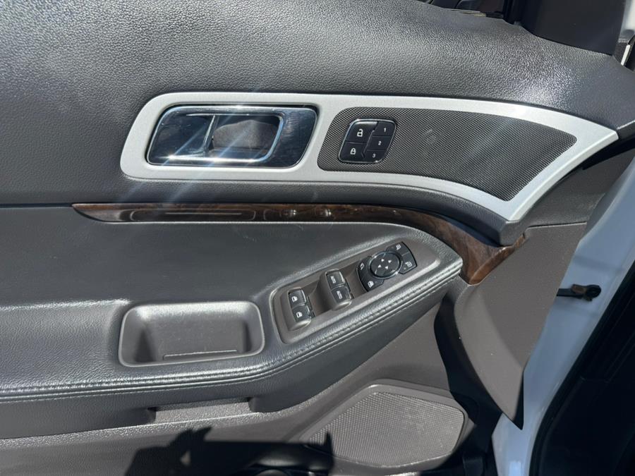 2015 Ford Explorer 4WD 4dr Limited, available for sale in Revere, Massachusetts | Wonderland Auto. Revere, Massachusetts 2015 Ford Explorer 4WD 4dr Limited, available for sale in Revere, Massachusetts | Wonderland Auto. Revere, Massachusetts