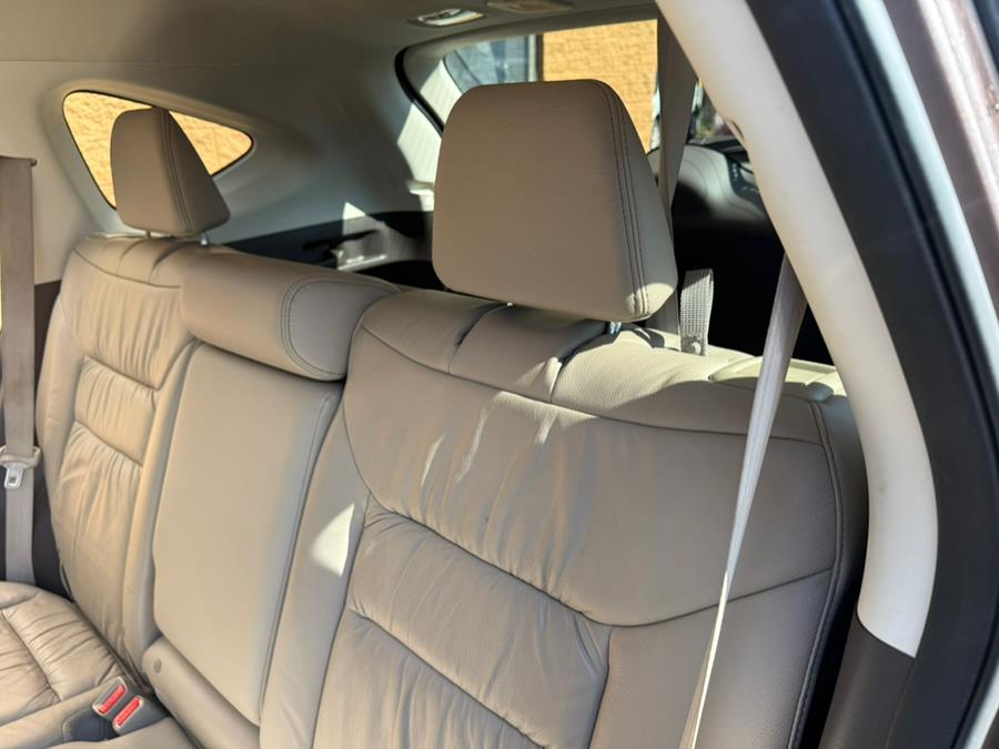 2013 Honda CR-V AWD 5dr EX-L w/Navi, available for sale in Revere, Massachusetts | Wonderland Auto. Revere, Massachusetts 2013 Honda CR-V AWD 5dr EX-L w/Navi, available for sale in Revere, Massachusetts | Wonderland Auto. Revere, Massachusetts